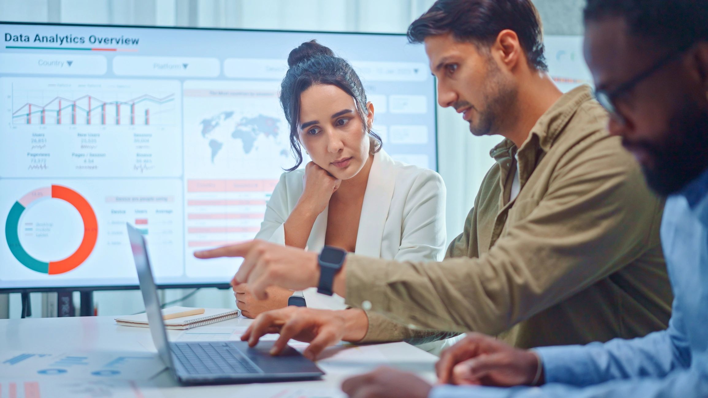 Alex Carter - Founder & Digital Strategist